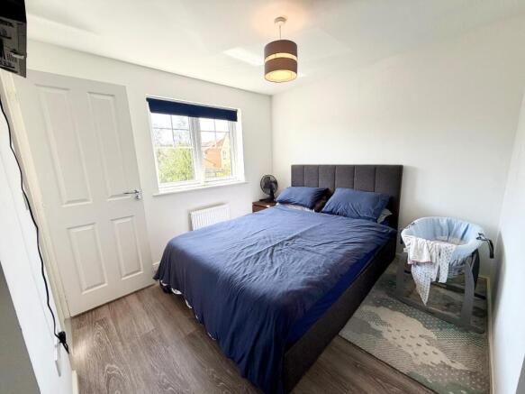 3 bed Semi-Detached for sale Image 4