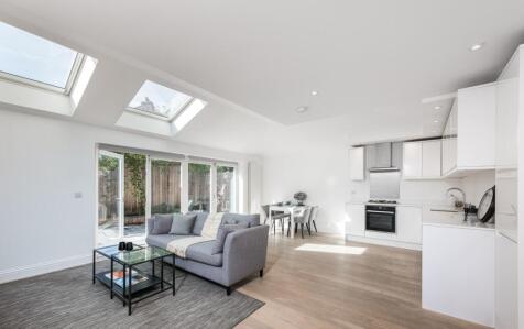 Byrne Road, SW12