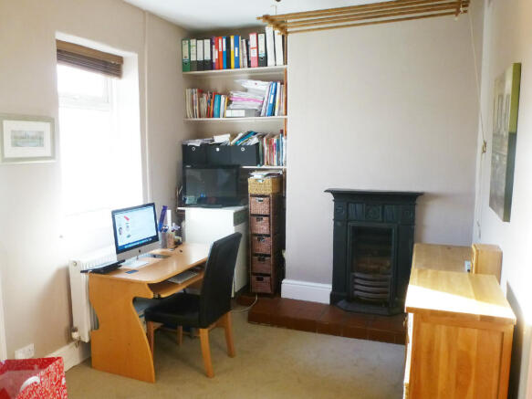 Photo 3