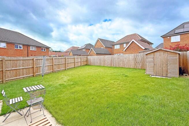 3 bed Semi-Detached for sale Image 4