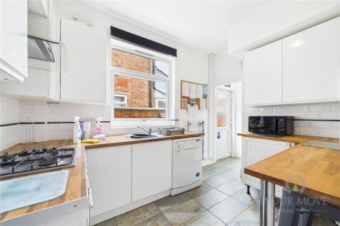 Southampton Road, Far Cotton, Northampton, NN4