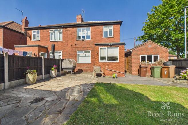 3 bed Semi-Detached for sale Image 6