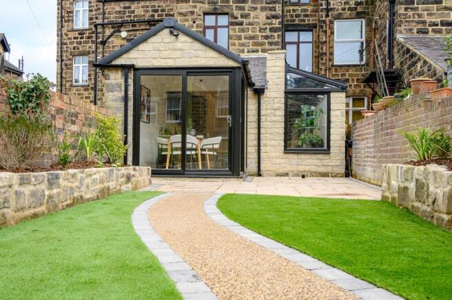 5 bed Terraced for sale Image 6