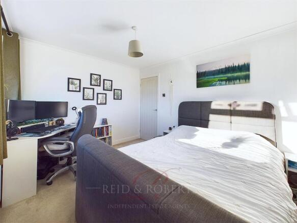 CAM03999G0-PR0070-STILL017.jpg