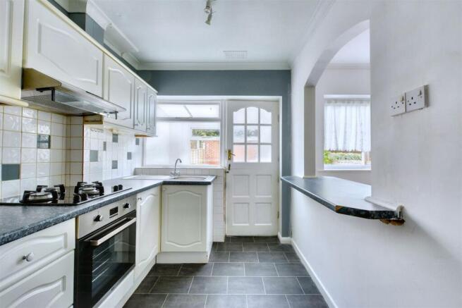 Kitchen_1.jpeg