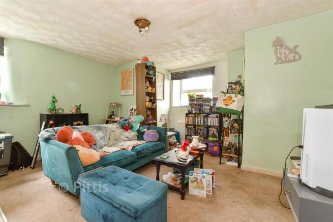 Kitchen/ Living Area