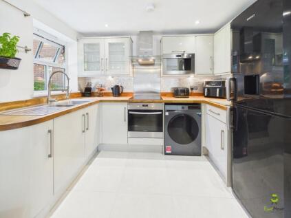 Wardour Court, Dartford, DA2