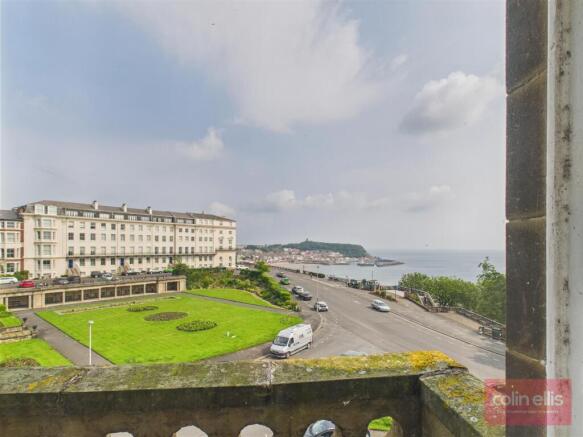 2 bed Flat for sale Image 6