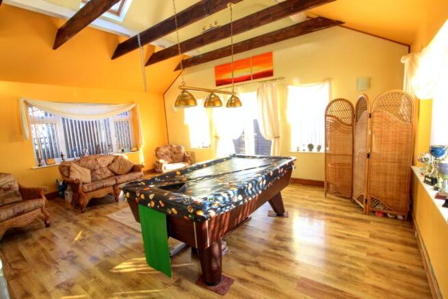 Extended second reception room