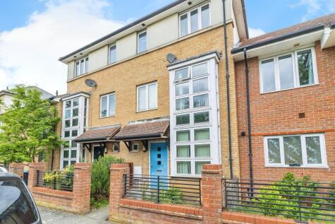 Seaton Grove, Broughton, Milton Keynes