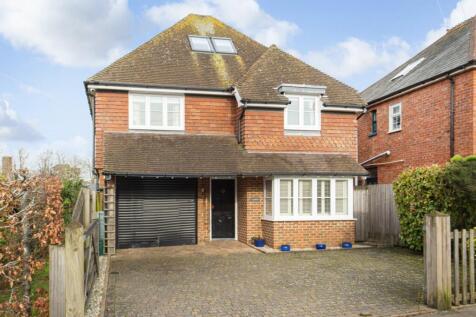School Road, Saltwood, Hythe, Kent, CT21