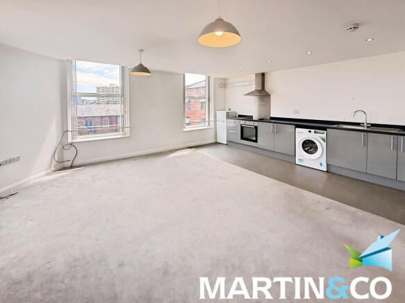 2 bed Apartment to rent Image 2