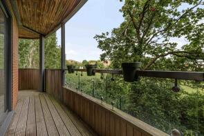 Flat 4, 52, Kangley Bridge Road, London SE26 5DD