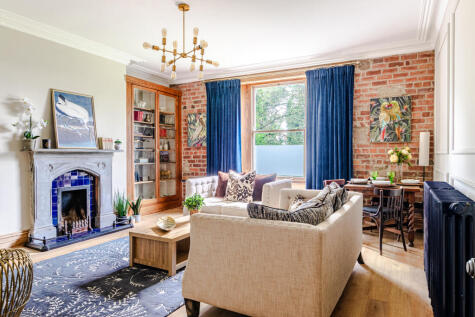 Elmete Lane, Roundhay, Leeds, LS8