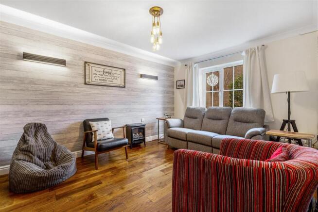 55 Thomas Middlecott Drive (Kirton)-20.jpg