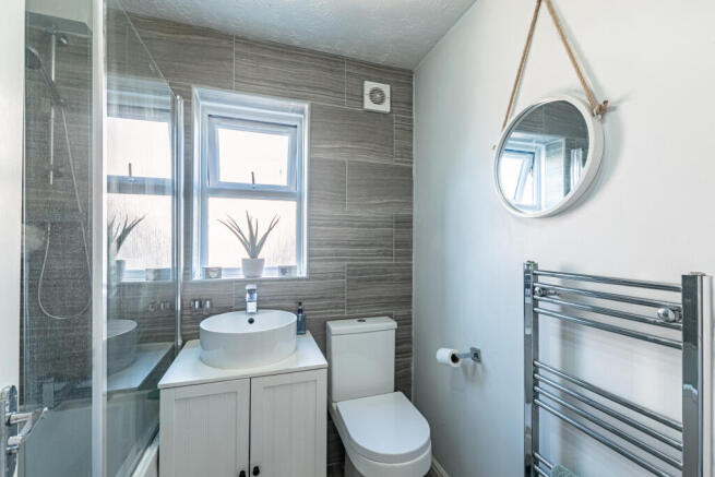 bathroom1