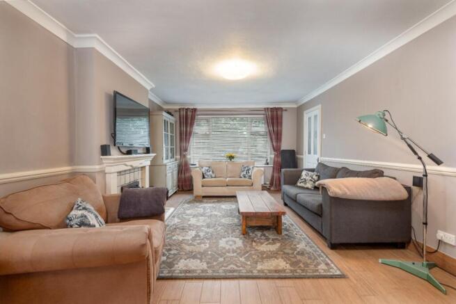 3 bed Semi-Detached for sale Image 8