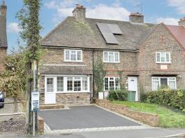 1, Woodfield Terrace, Henfield Road, Horsham RH13 8DR