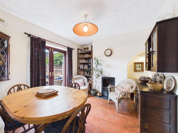 Weaver Road, Frodsham, Cheshire, WA6 photo 4