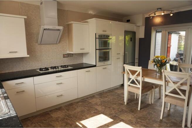 Kitchen / Diner