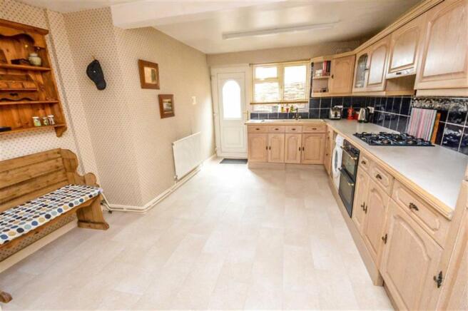 KITCHEN ASPECT TWO