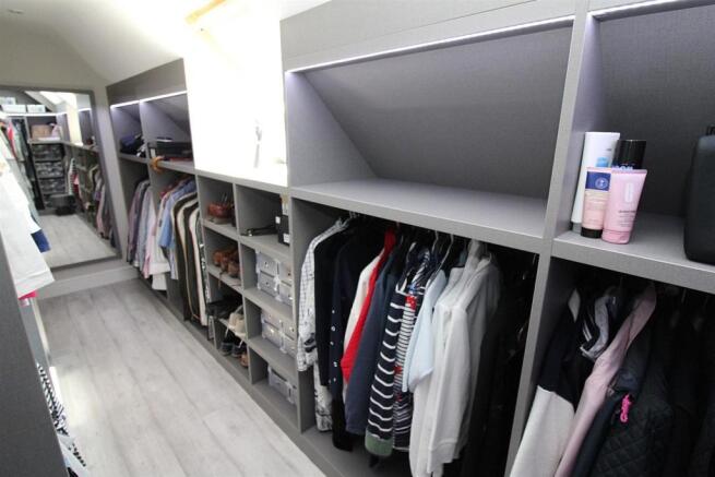 dressing room.JPG