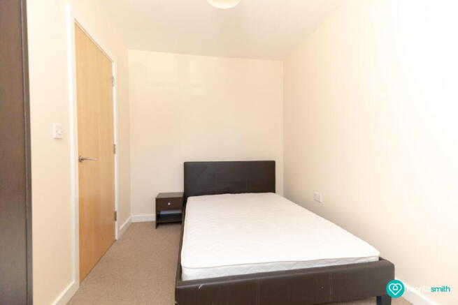 1 bed Apartment to rent Image 8