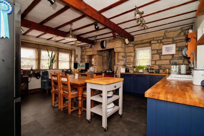 3 bed Detached for sale Image 5