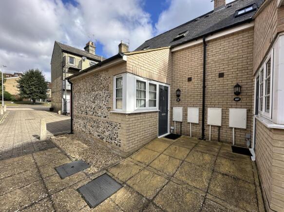 20240911_094936007_iOS