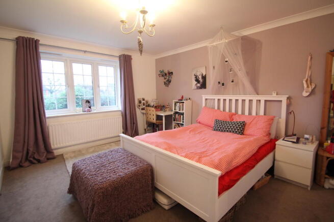 Second bedroom wi...