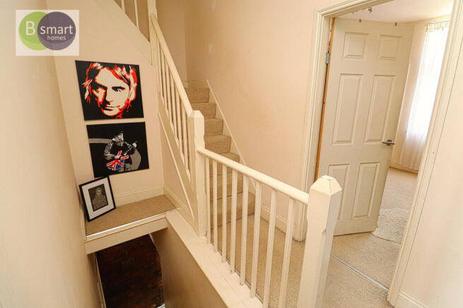 4 bed Terraced for sale Image 10