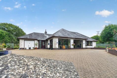 Llanarth, SA47