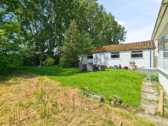 3 bed Detached Bungalow for sale Image 12