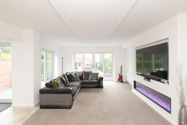 3 bed Detached for sale Image 9