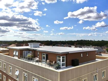 Penthouse, Lymington Road, Highcliffe, Christchurch