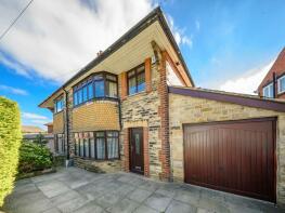 4, Horner Avenue, Carlinghow, Batley WF17 8DP