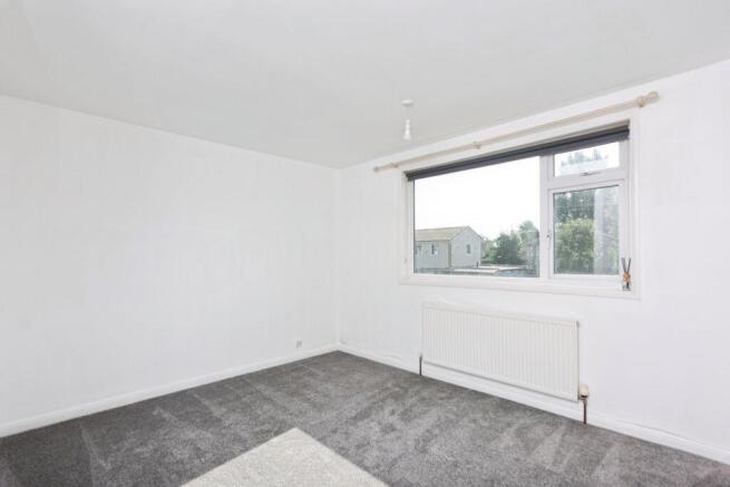 3 bed Semi-Detached for sale Image 8