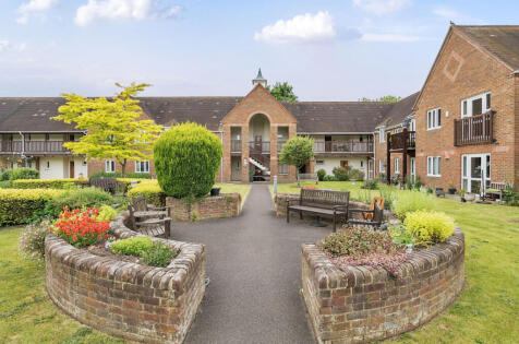 Adams Way, Alton, Hampshire, GU34