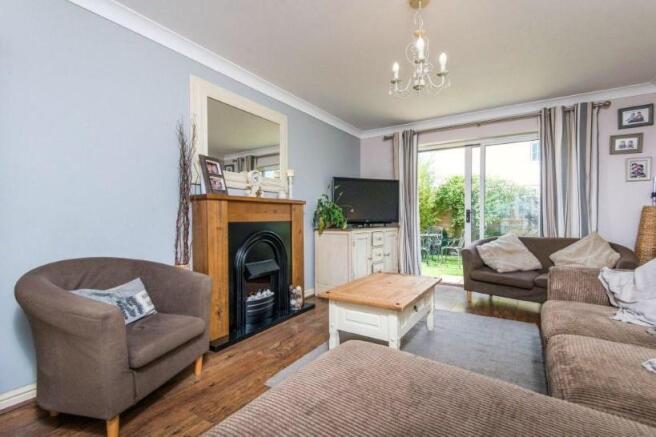 Lounge/Dining Room