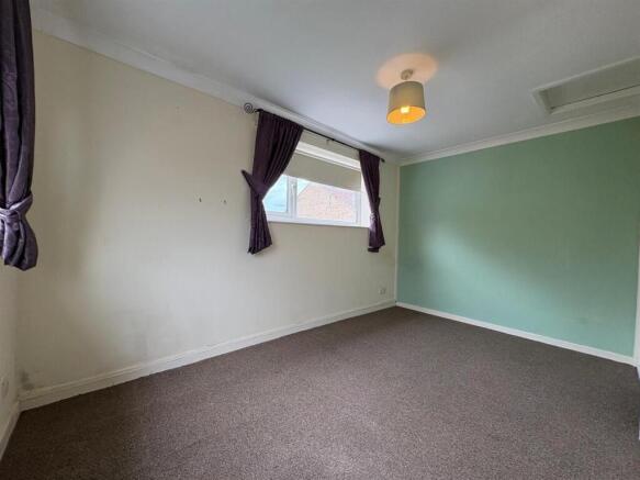 1 bed Semi-Detached for sale Image 5