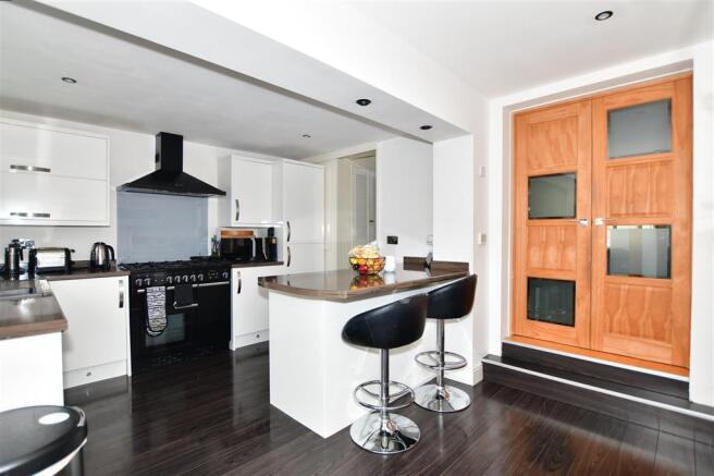 Kitchen/Breakfast Room