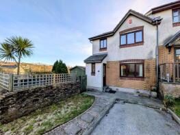 104, Chyvelah Ope, Gloweth, Truro TR1 3YB