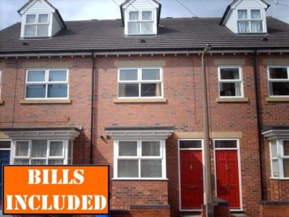 3 bed Apartment to rent Image 11