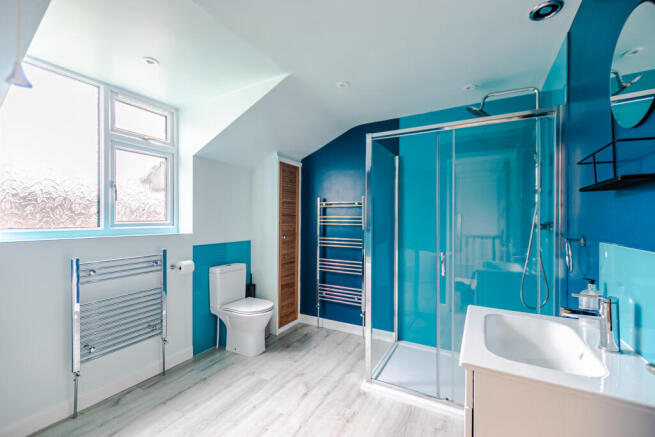 bathroom1a