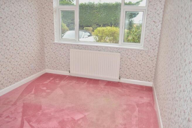 BEDROOM 1 (FRONT)