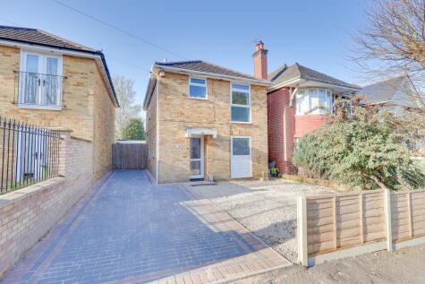 Obelisk Road, Woolston