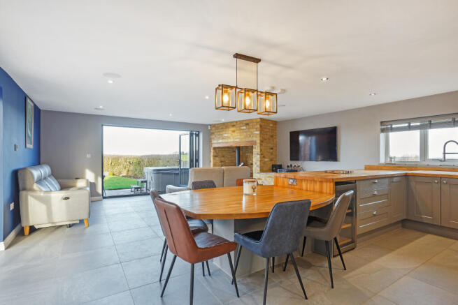 Open Plan Kitchen/Dining/Lounge