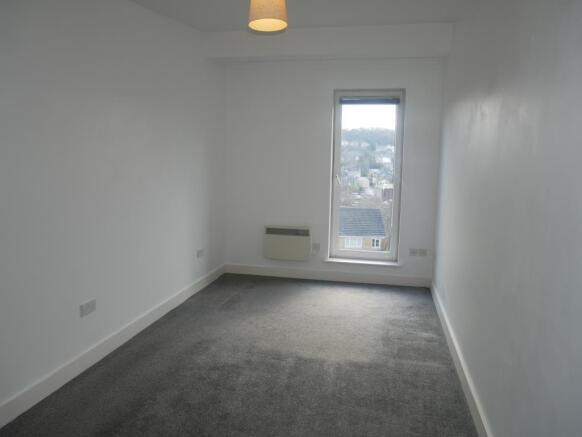 2 bed Apartment to rent Image 7