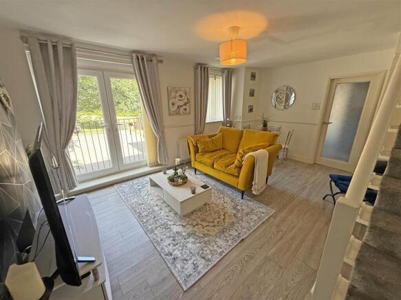 Living room A2.jpg