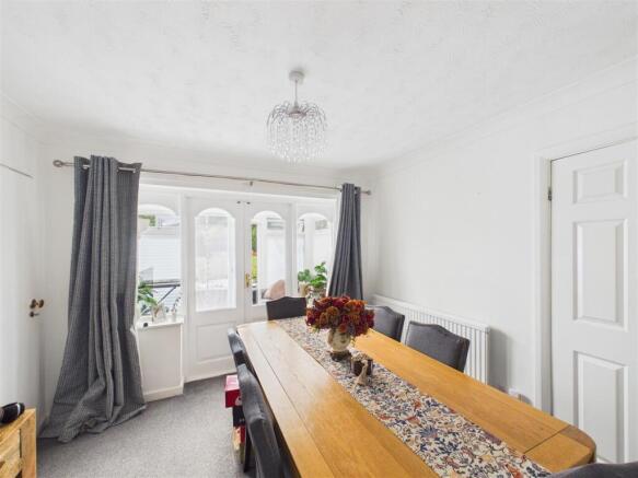 3 bed House for sale Image 7